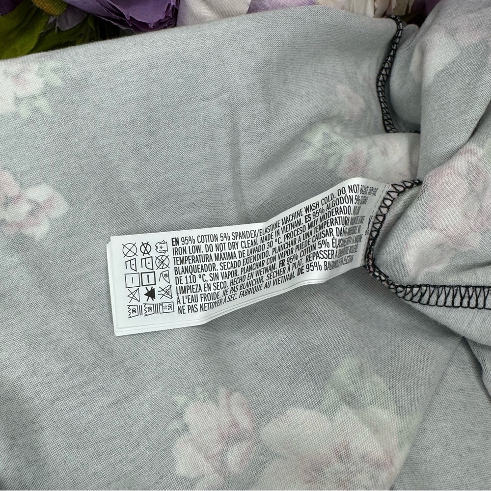 Forever 21 Floral Black Mini Skirt - Picture 8 of 10